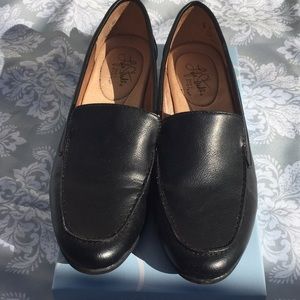 Lifestride Black Loafers Size 8M